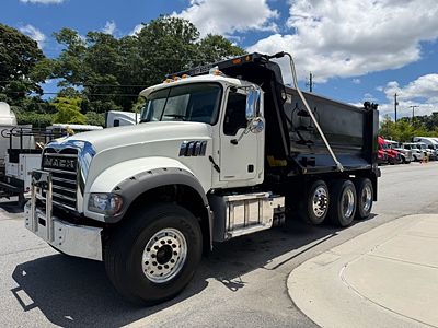 2020 Mack GRANITE 64FR
