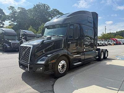 2023 Volvo VNL64T860