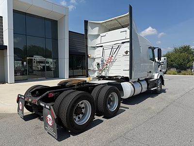 2015 Volvo VNL64T630