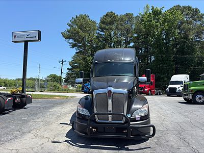 2022 Kenworth T680