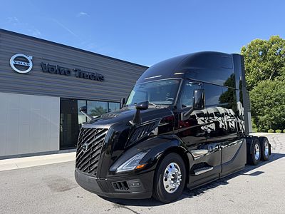 2027 Volvo VNL64T860