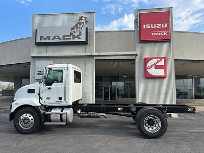 2027 Mack MD742