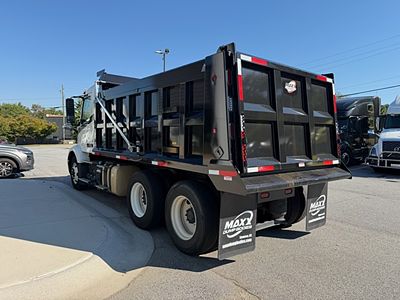 2019 Volvo VNR