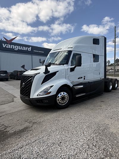 2027 Volvo VNL64T860
