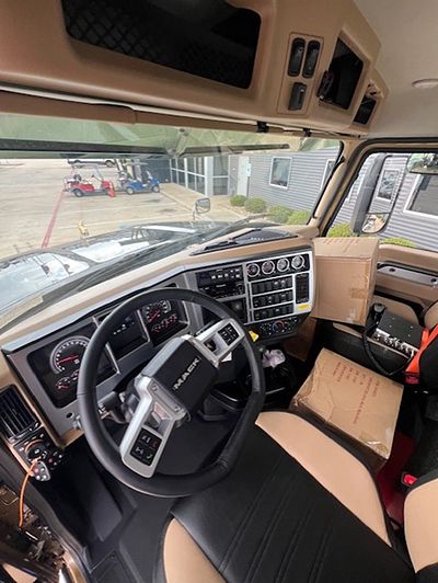 2027 Mack PINNACLE 64T