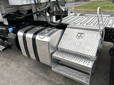 2020 Volvo VNR64T300