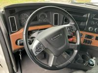 2023 Freightliner CASCADIA 126