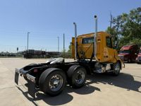 2021 Volvo VNL62T300