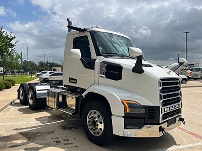 2027 Mack ANTHEM 64T