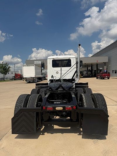 2024 Mack PIN64T