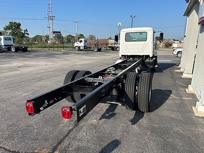 2027 Mack MD642