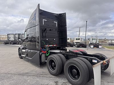 2026 Volvo VNL64T840