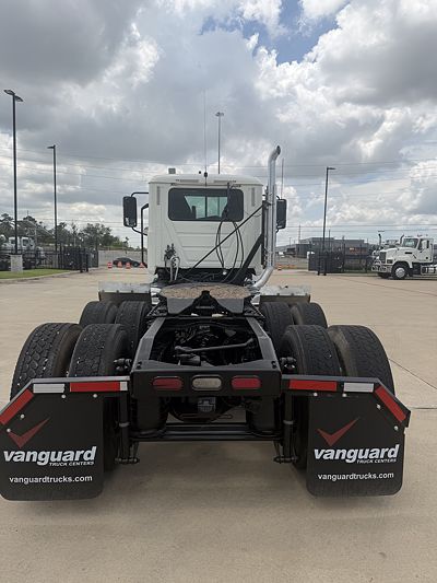 2020 Mack PIN64T