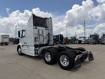 2019 Volvo VNR64T400