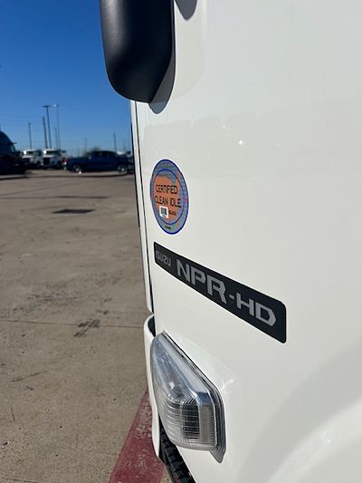 2026 Isuzu NPR-HD