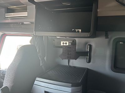 2026 Mack PIONEER 64T