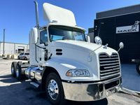 2016 Mack PINNACLE CXU613