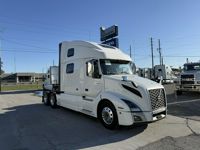 2021 Volvo VNL64T860