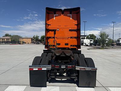 2026 Volvo VNL64T860