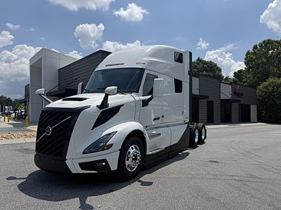 2027 Volvo VNL64T860