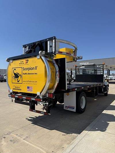 2024 Mack MD642