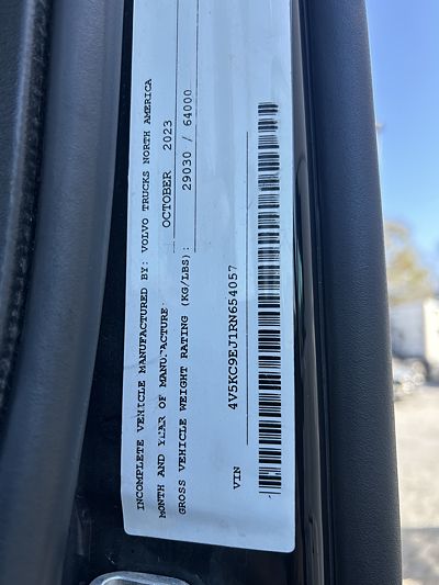 2024 Volvo VHD