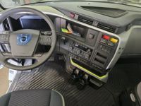 2026 Volvo VNL64T860