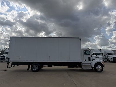2020 Peterbilt 337