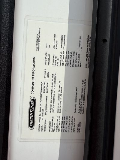 2023 Freightliner CASCADIA 126