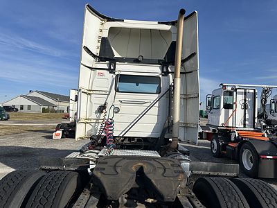 2020 Volvo VNM200