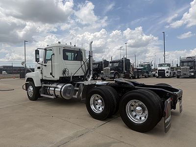 2020 Mack PIN64T