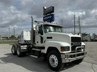 2020 Mack PINNACLE 64T