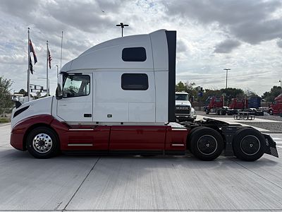 2024 Volvo VNL64T860