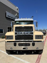 2026 Mack PINNACLE 64T