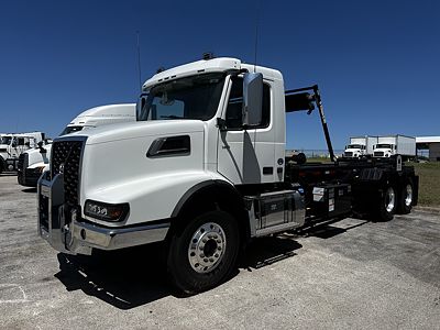 2026 Volvo VHD64B300