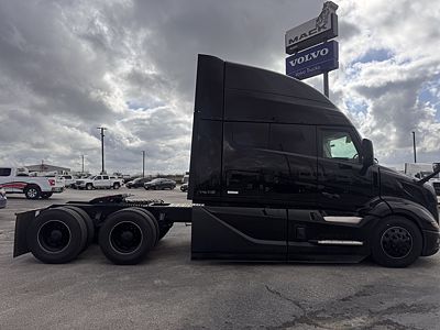 2026 Volvo VNL64T840