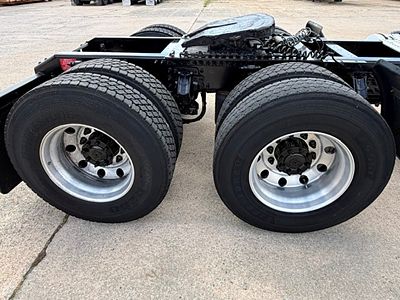 2019 Volvo VNR
