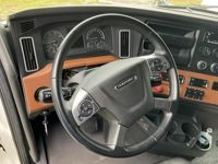 2023 Freightliner CASCADIA 126