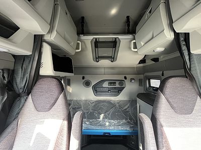 2027 Volvo VNL64T860