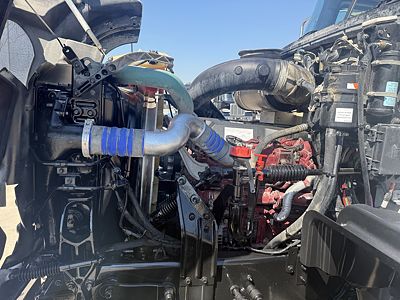 2021 Mack GR64F