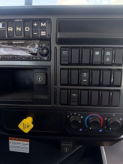 2026 Mack GRANITE 84BR
