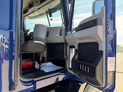 2022 Mack ANTHEM 64T