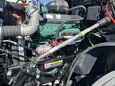 2024 Volvo VNL64T860