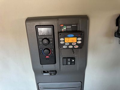 2023 Volvo VNL64T740
