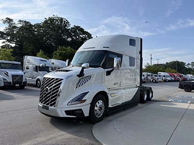 2027 Volvo VNL64T860
