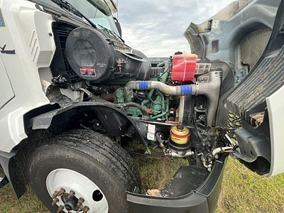 2019 Volvo VNL
