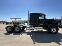 2025 Mack PINNACLE 64T