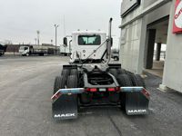 2026 Mack PINNACLE 64T