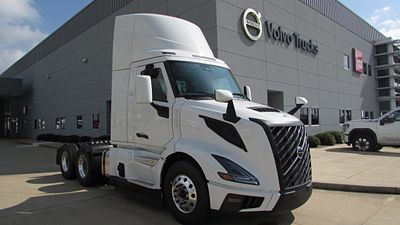 2027 Volvo VNL64T300