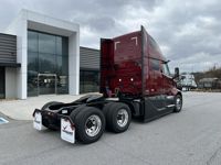 2025 Volvo VNL64T660